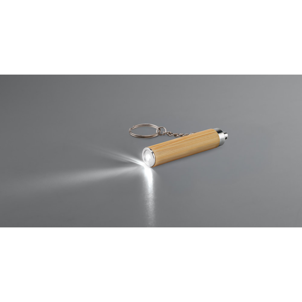RACHEL. Porte-clés en bambou et abs avec lampe torche led – Image 4
